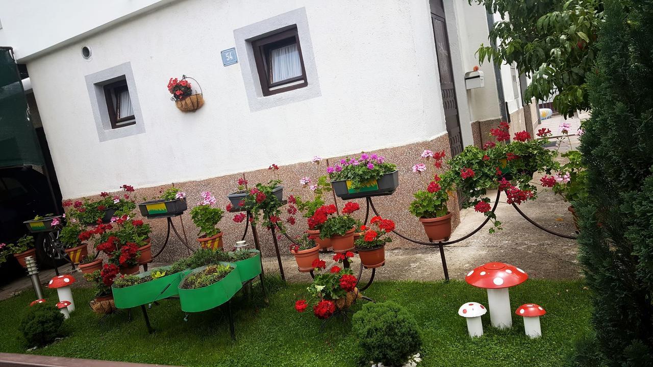 Apartment Elmari Prilep Esterno foto