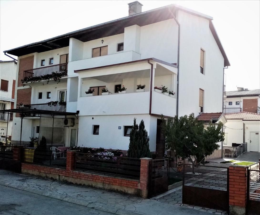 Apartment Elmari Prilep Esterno foto